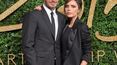 Beckham çifti 17. izdivaç yıldönümlerini kutladı