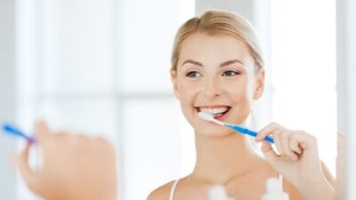 Diş eti iltihabı hamileliği geciktiriyor