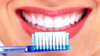 Diş sağlığı ile ilgili içten tanıdık 10 yanlış