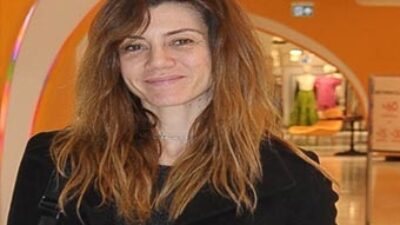 Gökçe Bahadır makyajsız görüntülenmekten çekinmedi
