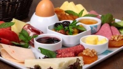 Kahvaltı etmemek obeziteye yol açıyor