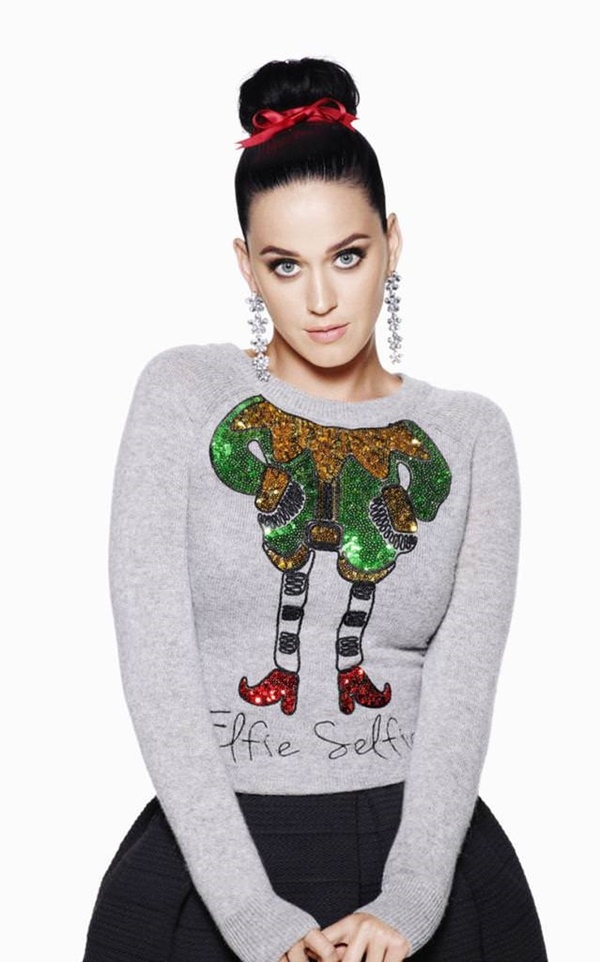 Katy Perry H&M'in yeni yıl kampanyasının yüzü oldu