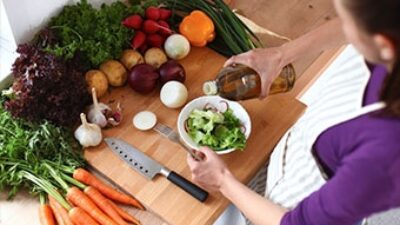 Salatanızı sağlıksız ayla getirmeyin