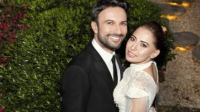 Tarkan evlendi