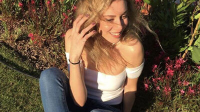 Sinem Kobal nasıl giyiniyor cadde tarzı nasıl?
